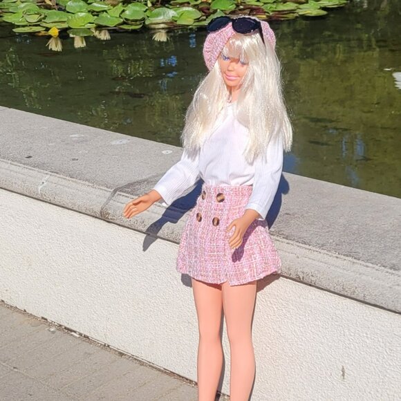 Pink Tweed Skirt and White Long Slv Top & hat 3 Pc Set - Picture 8 of 13